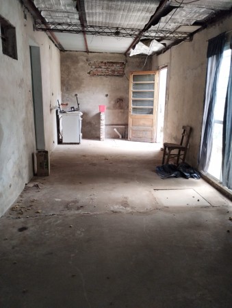 OPORTUNIDAD - CASA ZONA CLUB PARACAO A REFACCIONAR