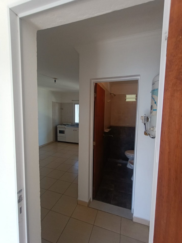ALQUILER DEPTO: 1 DORM. CALLE RACEDO
