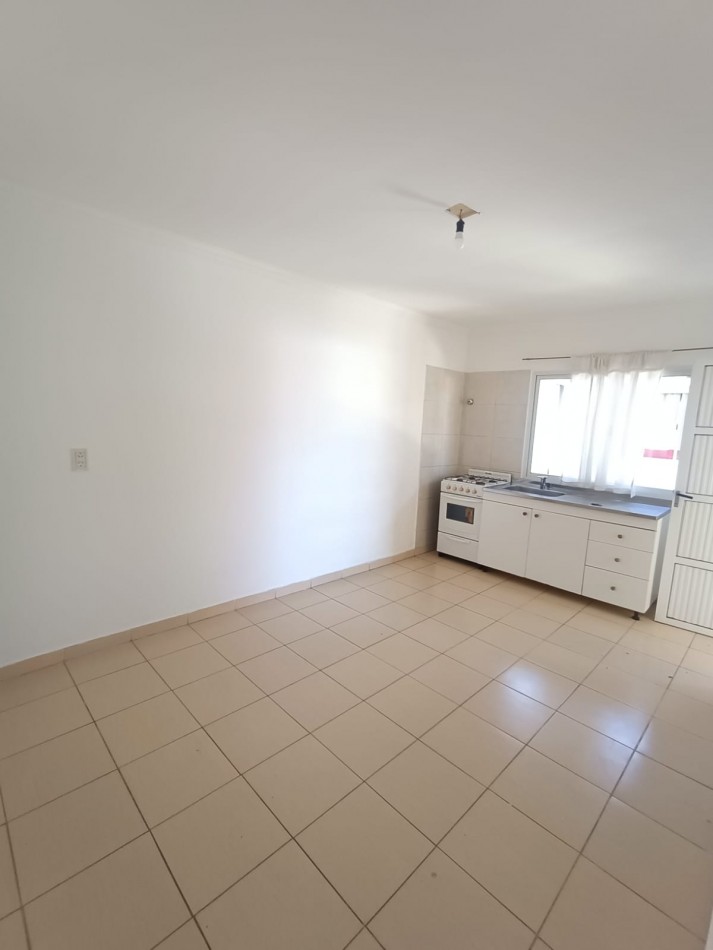 ALQUILER DEPTO: 1 DORM. CALLE RACEDO
