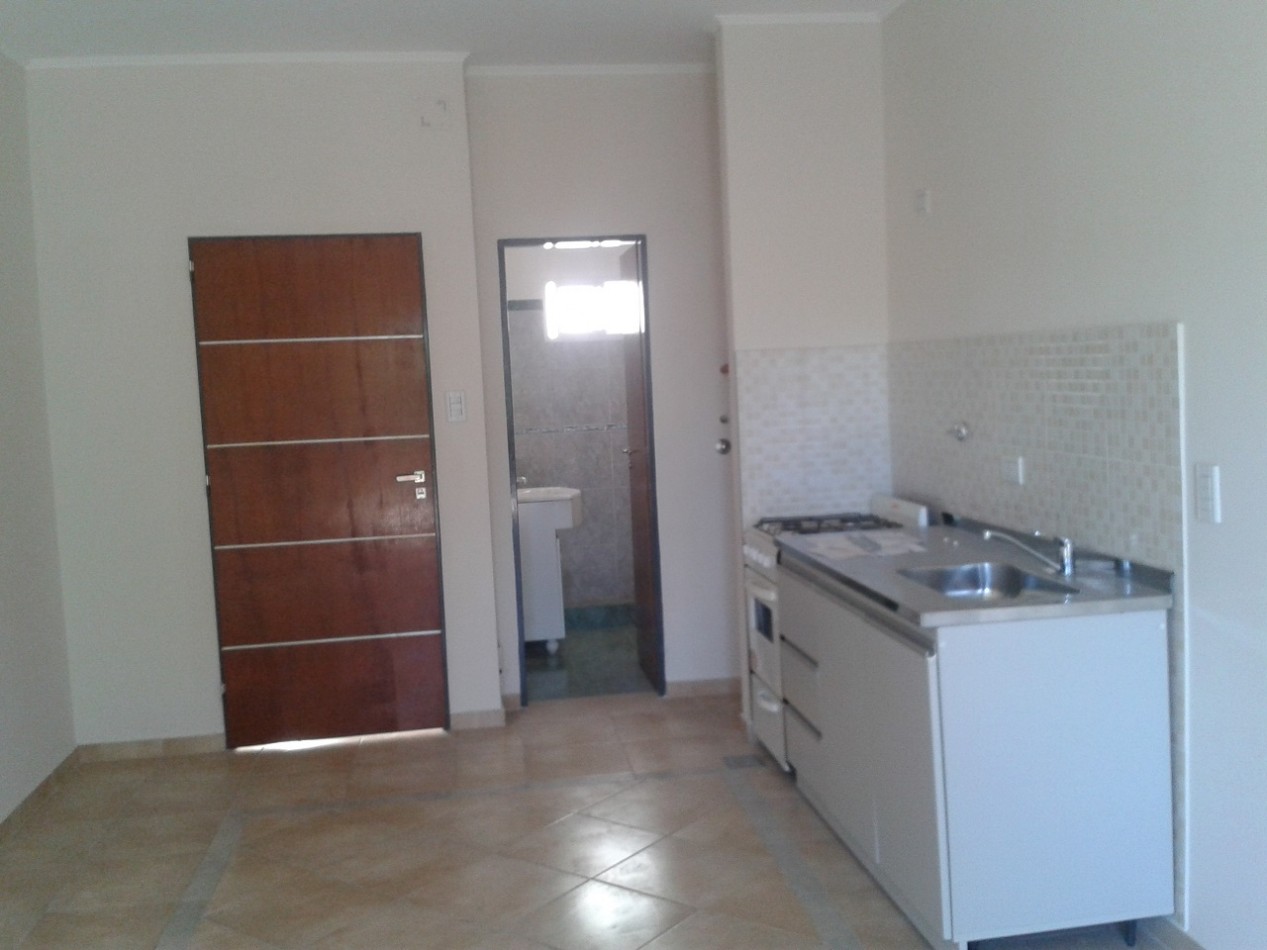 MONOAMBIENTE EN VENTA CALLE NOGOYA