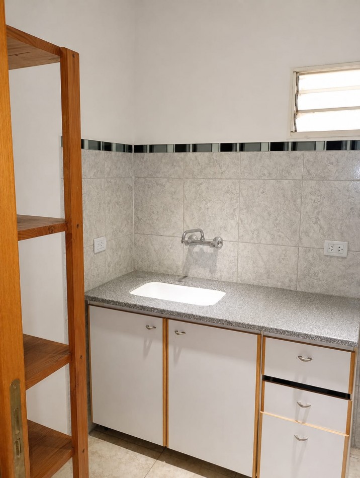 CASA CON GRAN TERRENO EN SAUCE MONTRULL RN12