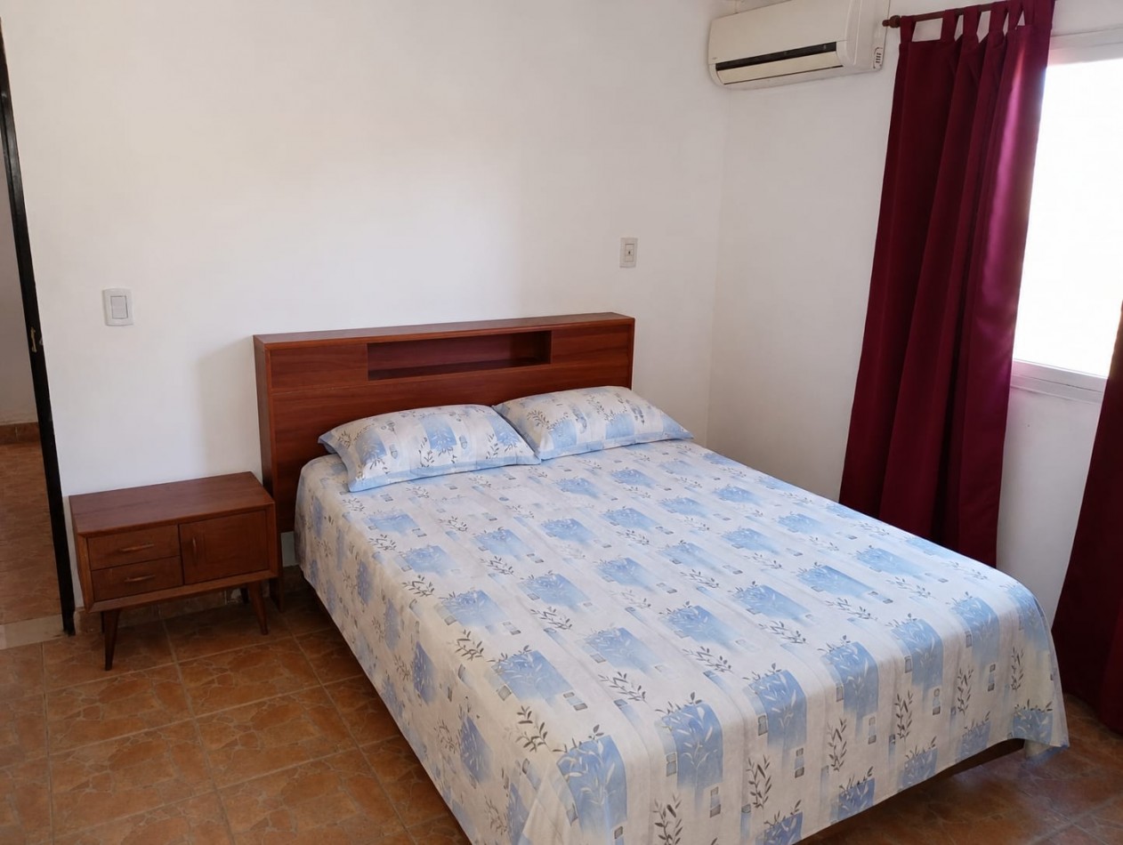 CASA CON GRAN TERRENO EN SAUCE MONTRULL RN12