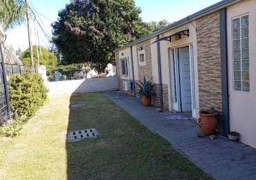 CASA CON GRAN TERRENO EN SAUCE MONTRULL RN12